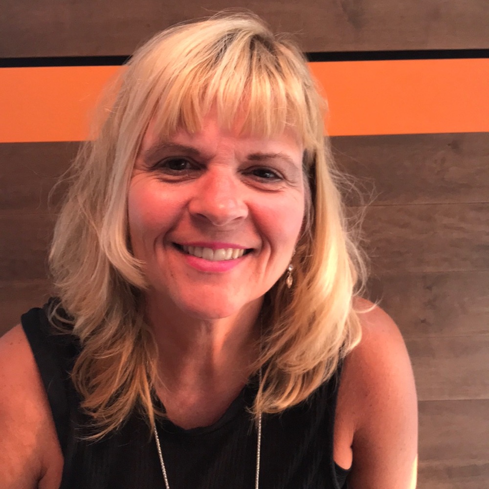 Meet your Posher, Suzanne